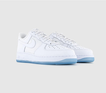 NIKE AIR FORCE 1 07 TRAINERS