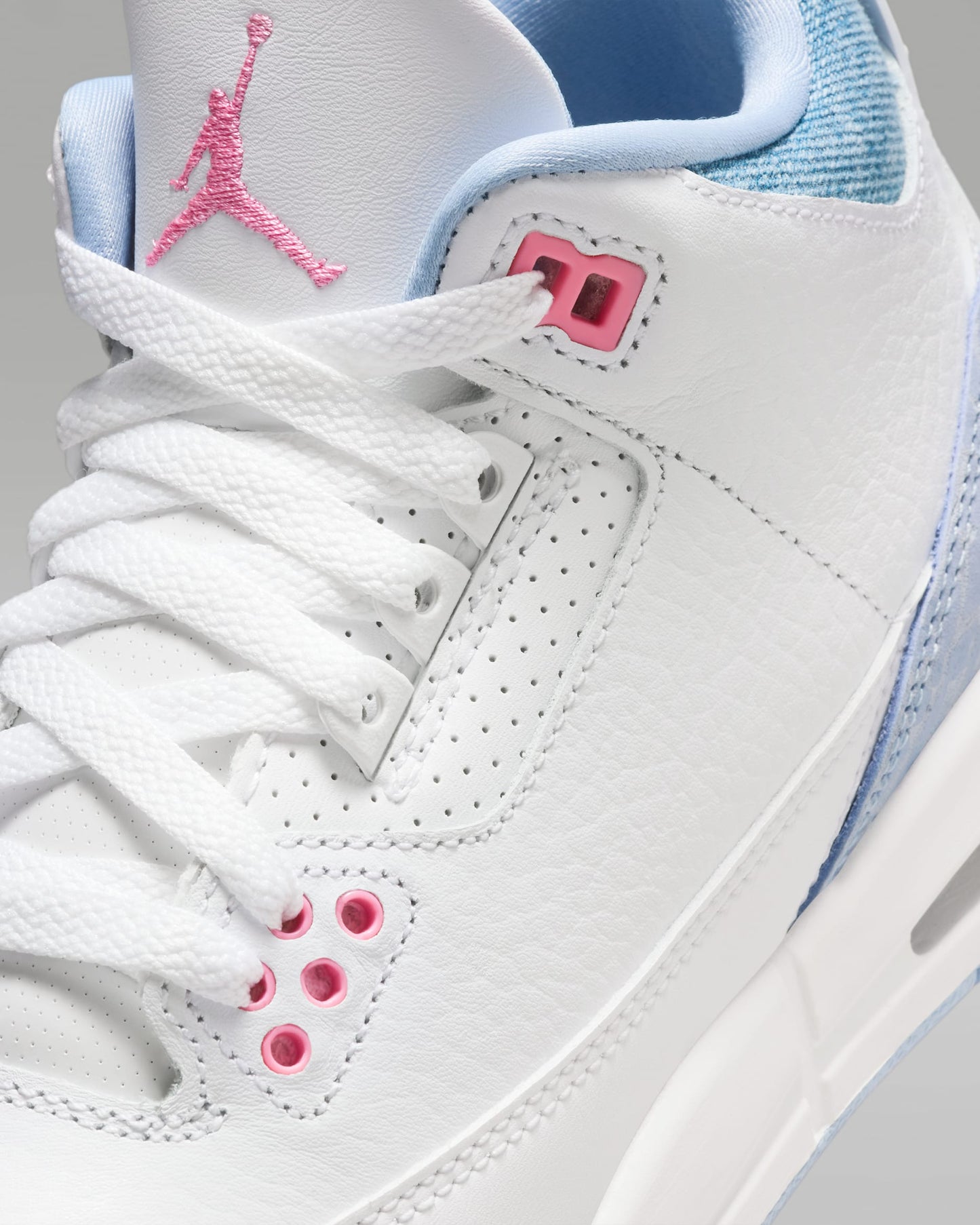 Air Jordan 3 Retro “Cobalt Bliss/Pink Glow”