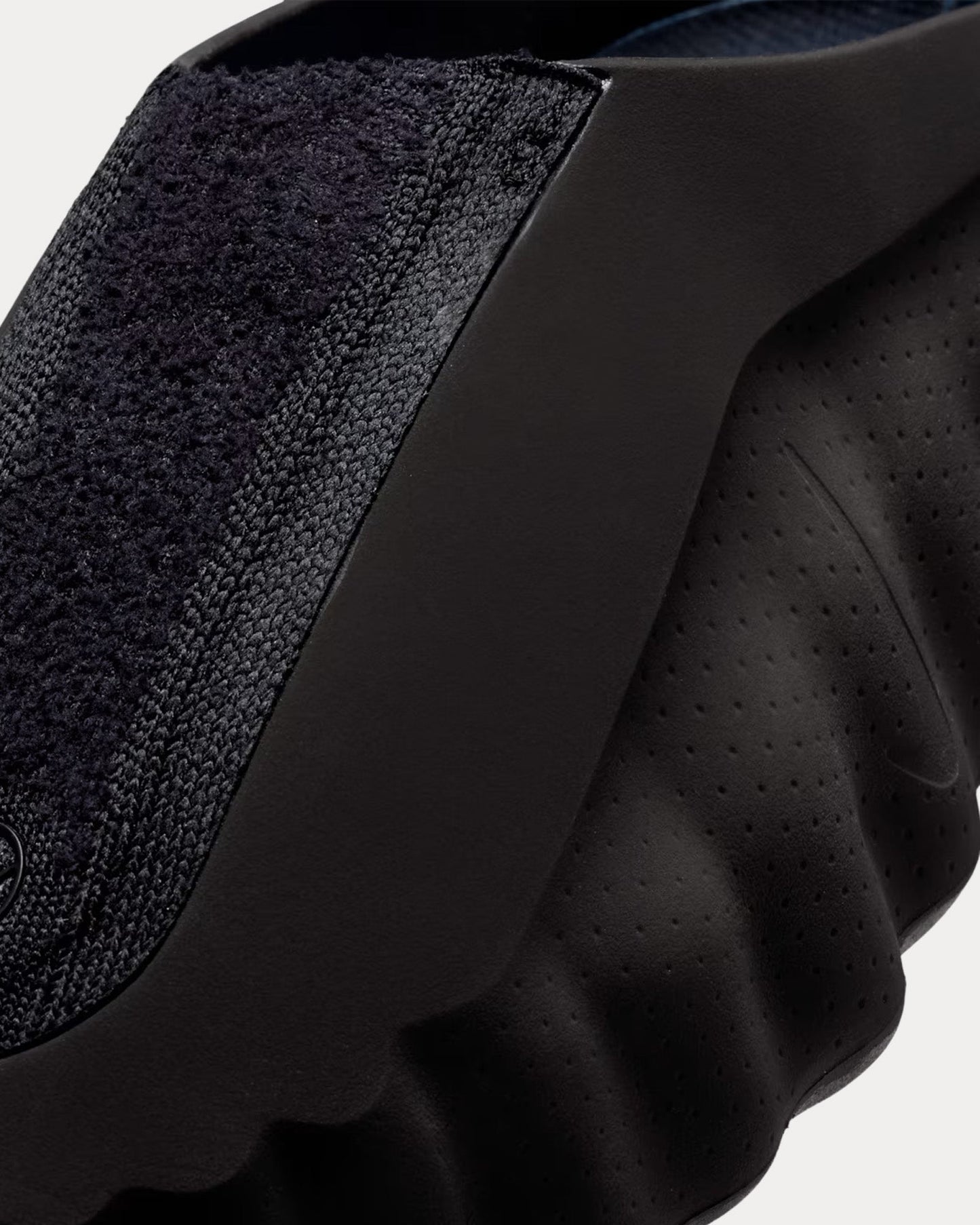 Fragment x Nike Mind 001 Men's Pregame Mules