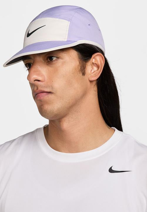 Nike Dri-Fit Fly Unstructured Swoosh Cap
