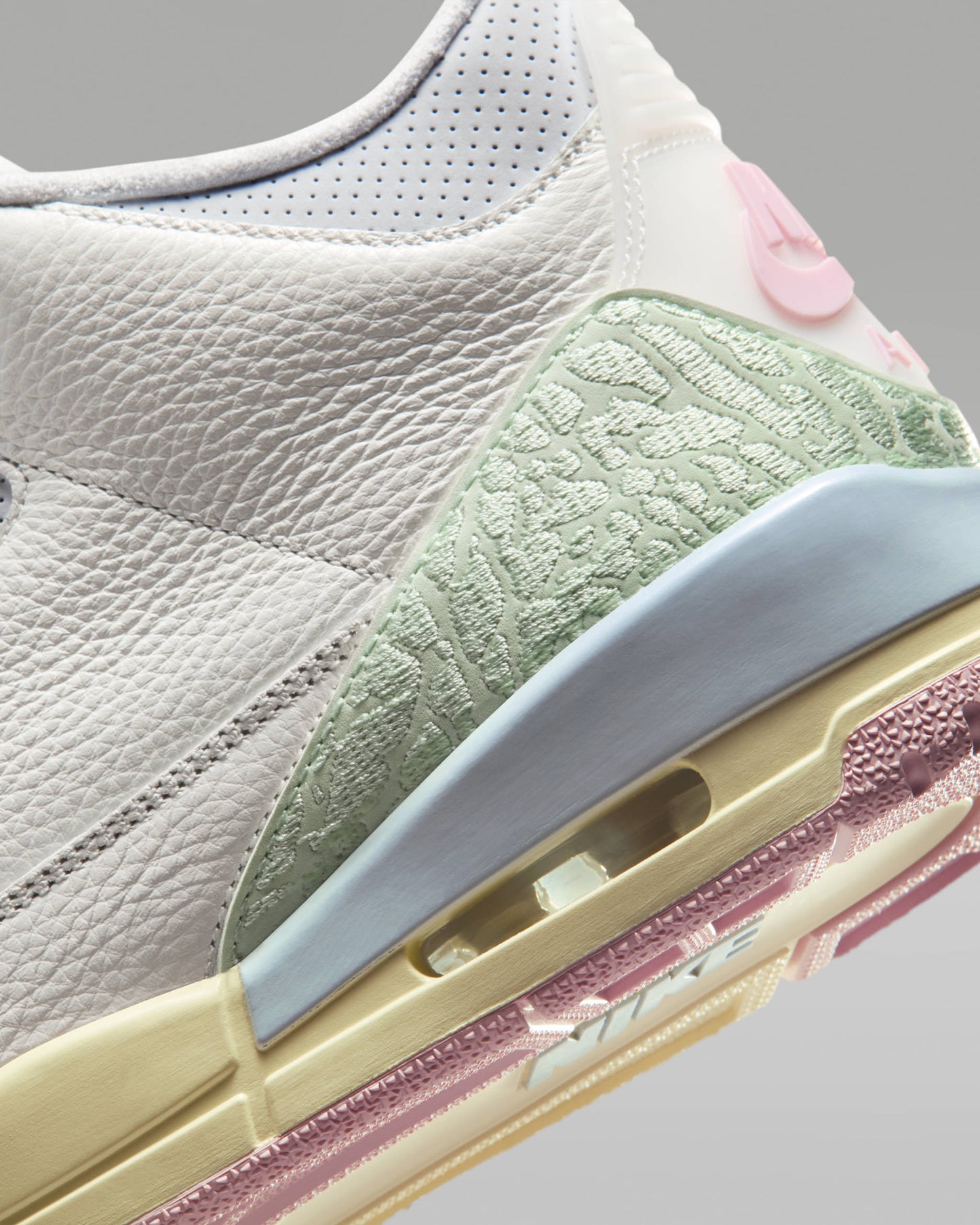 Air Jordan 3 Retro 'Sail and Jade Aura'
