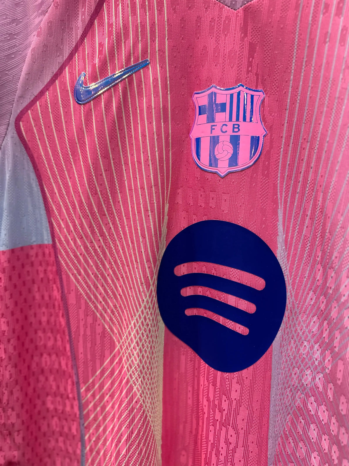 Barcelona Pink 25/26 Player Edition Jersey