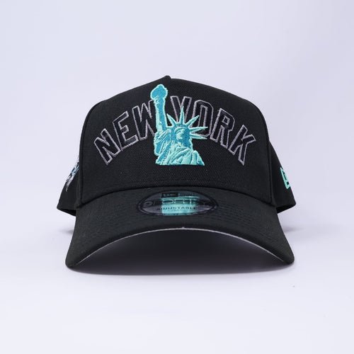 NWT Black New York Yankees 2000 World Series 9Forty SnapBack Cap