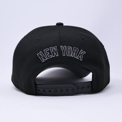 NWT Black New York Yankees 2000 World Series 9Forty SnapBack Cap
